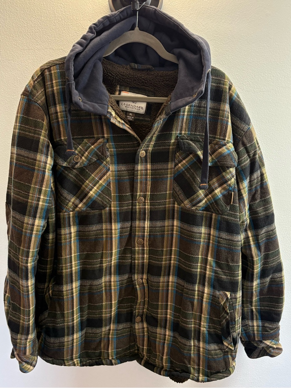 Legendary Whitetails Plaid Flannel Sherpa Lined Coat With Hood XL